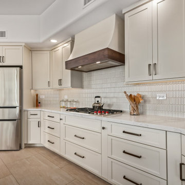 Nolina Trail - Warm Contemporary