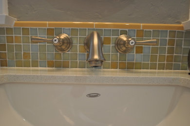 Elegant bathroom photo in Los Angeles