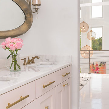 The Farmhouse Design Master ensuite- Design by Dawn D Totty Design Jasper Highla