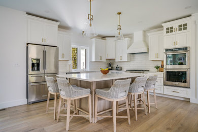 Example of a kitchen design in Boston