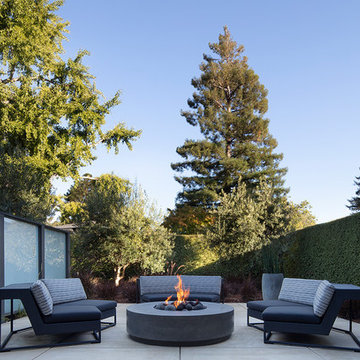 San Mateo Indoor Outdoor House