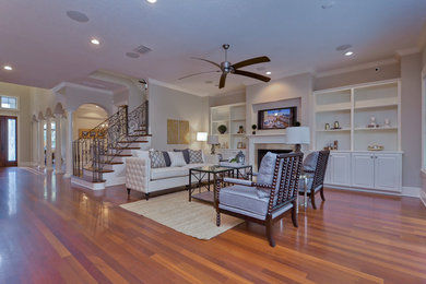 Elegant family room photo in Tampa
