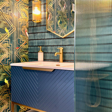 Rod & Natalie's Art Deco Bathroom in St Margarets