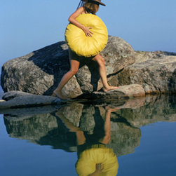 Slim Aarons, Finding a Spot, 1973 - Paintings
