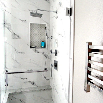 Granada Hills, White Bathroom