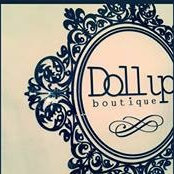 Foto von Doll Up
