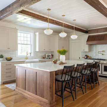 Modern Colonial Farmhouse