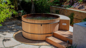 6' Teak Hot Tub in California