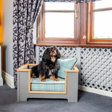 The Frank | Small | Dog Bed