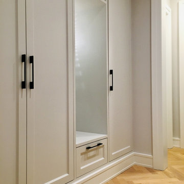 Garderobenschrank