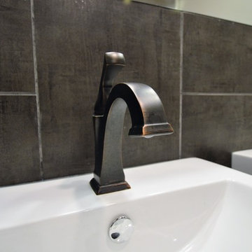 Kettle Moraine Golf Club Bathroom