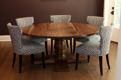 Mountain style dining room photo in Huntington