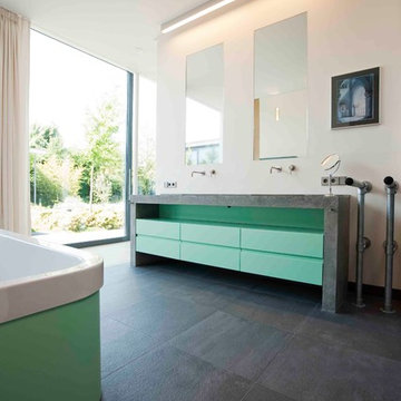 DUTCH Kitchens: TRANSITIONAL style