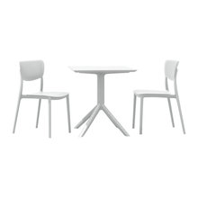 Table/chairs