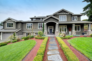 Example of an arts and crafts home design design in Seattle