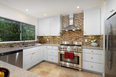 Transitional kitchen photo in Orange County