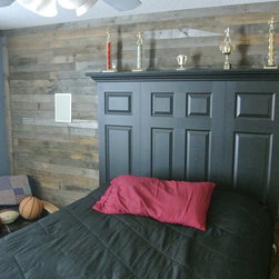 Door headboard and pallet wood accent wall - Headboards