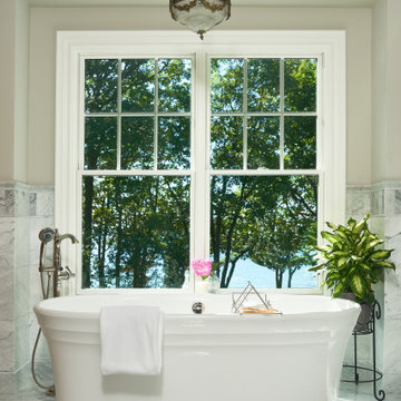 Lakeshore Hideaway