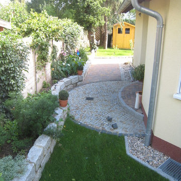 Hauseingänge und Vorgärten
