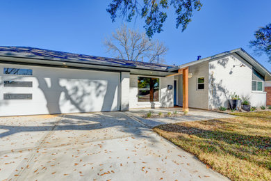Exterior home idea in Houston