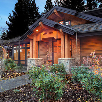 Contemporary Lodge in Broken Top
