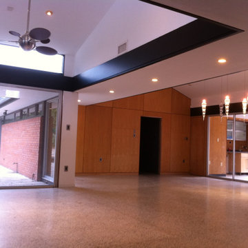 Pratt Drive Midcentury Modern from Kitchen Side Courtyard and Rear Yard through