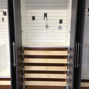 Pewaukee - Garage Storage