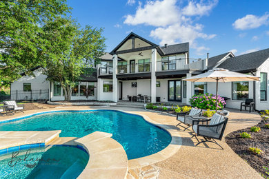 Example of a classic pool design in Dallas