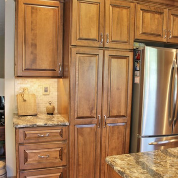 Geneseo, IL- Kitchen With Warm Neutral Colors And Harlech Cambria Tops