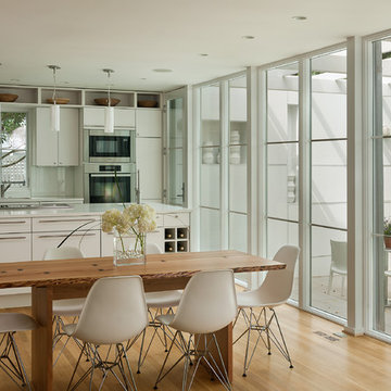 HARRIS-LOVE RESIDENCE