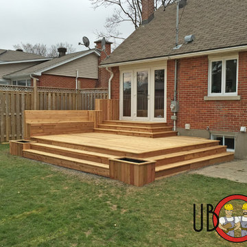 Cedar Deck with Built-in Bench and Flower Boxes