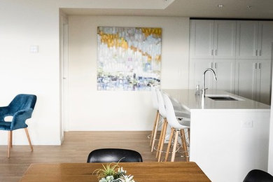 Dining room - dining room idea in Vancouver