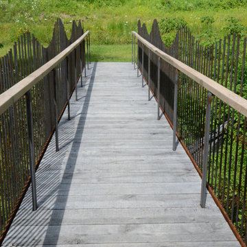 Millerton Retreat: Bridge