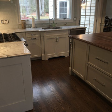 Custom kitchen shaker door style, full overlay Artic white