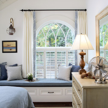 14 Years After - Stunning Sophistication in a Cabin on a Lake
