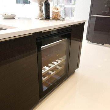 20144785 Octagon Developments - Precious Veneer - Wine Cooler