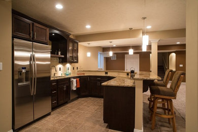 Example of a minimalist home design design in Charlotte