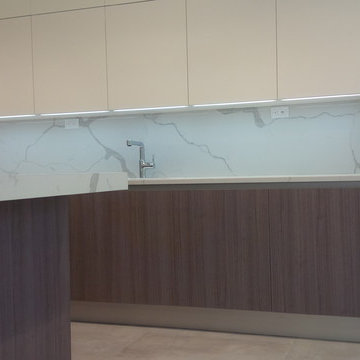 Val Design - Wood and Glass