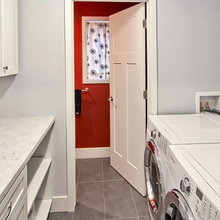 powder room/ laundry