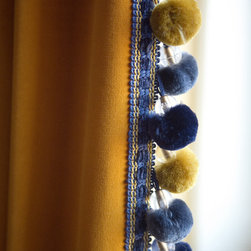 98 South End - Curtains