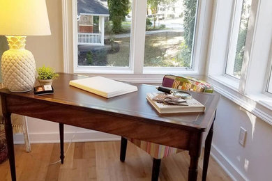 Inspiration for a transitional home office remodel in Atlanta