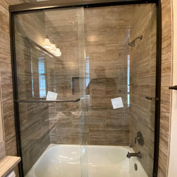 Maple - Yorba Linda - Shower Doors