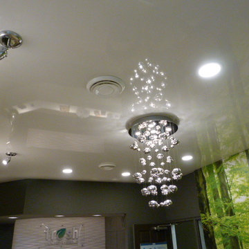 White high gloss Phoenix Stretch Ceiling at Fresh Dental Hygiene foyer