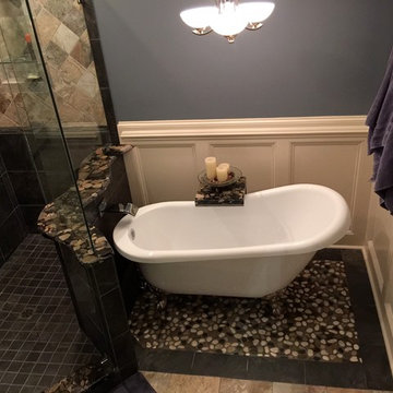 Customer's Photo: "Maries" Acrylic Clawfoot Bathtub