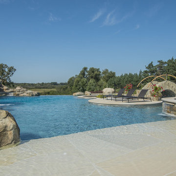 Infinity Edge Pool with Sunshelf