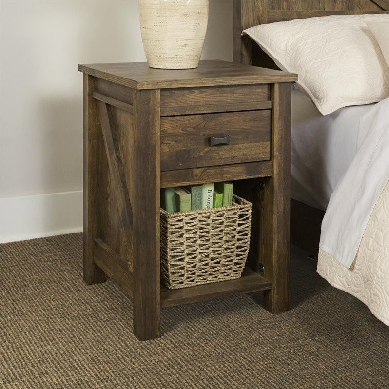 Home Square 4 Piece Bedroom Set with Dresser 2 Nightstands and Chest in ...