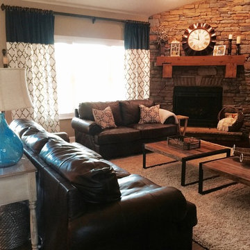 Traditional Rustic Living Room and Dining Room