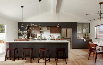 Kitchen of the Week: Earthy Contemporary Style With an Open Plan