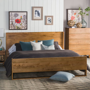 Inspiration for a mid-sized 1960s guest light wood floor bedroom remodel in Los Angeles with white walls and no fireplace