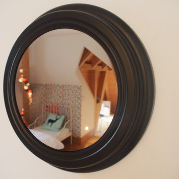 Chambre d'enfants dans des combles